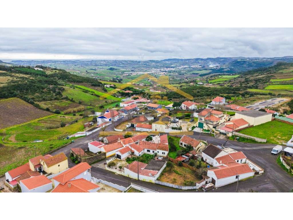 Moradia T2 -Zibreira de Fetais- Sobral de Monte Agraço-7