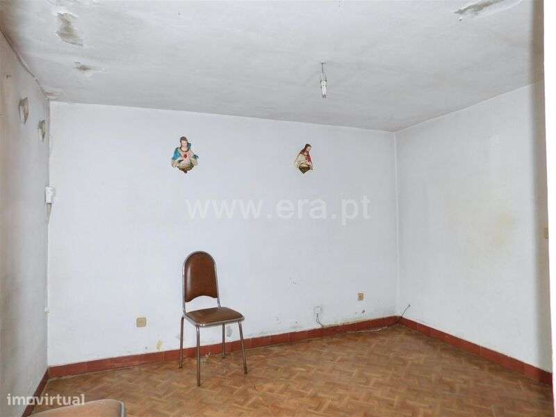 Moradia T2 / Seia, Carragozela e Várzea de Meruge - Grande imagem: 5/20