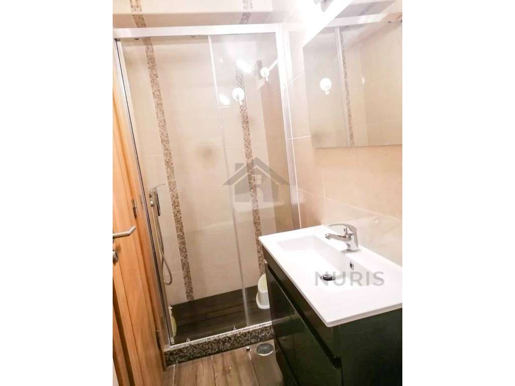 Moradia Típica Algarvia T2 para Venda no centro de Portimão-17