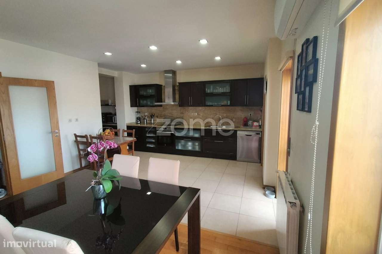 Apartamento T3 com Garagem Fechada a 2 Minutos do Centro de Chaves - Grande imagem: 3/13