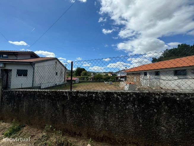 Terreno Para Construção  Venda em Santo Tirso, Couto (Santa Cristina e-0