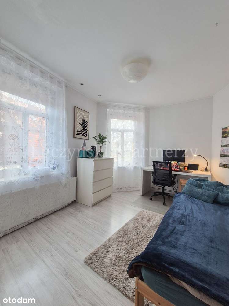 M4 z tarasem w centrum Jeleniej Góry!-17