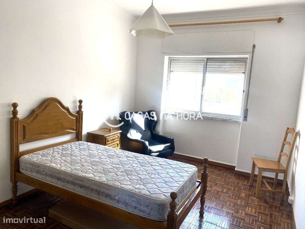Apartamento T2 Mobilado na Charneca Caparica - Grande imagem: 2/22