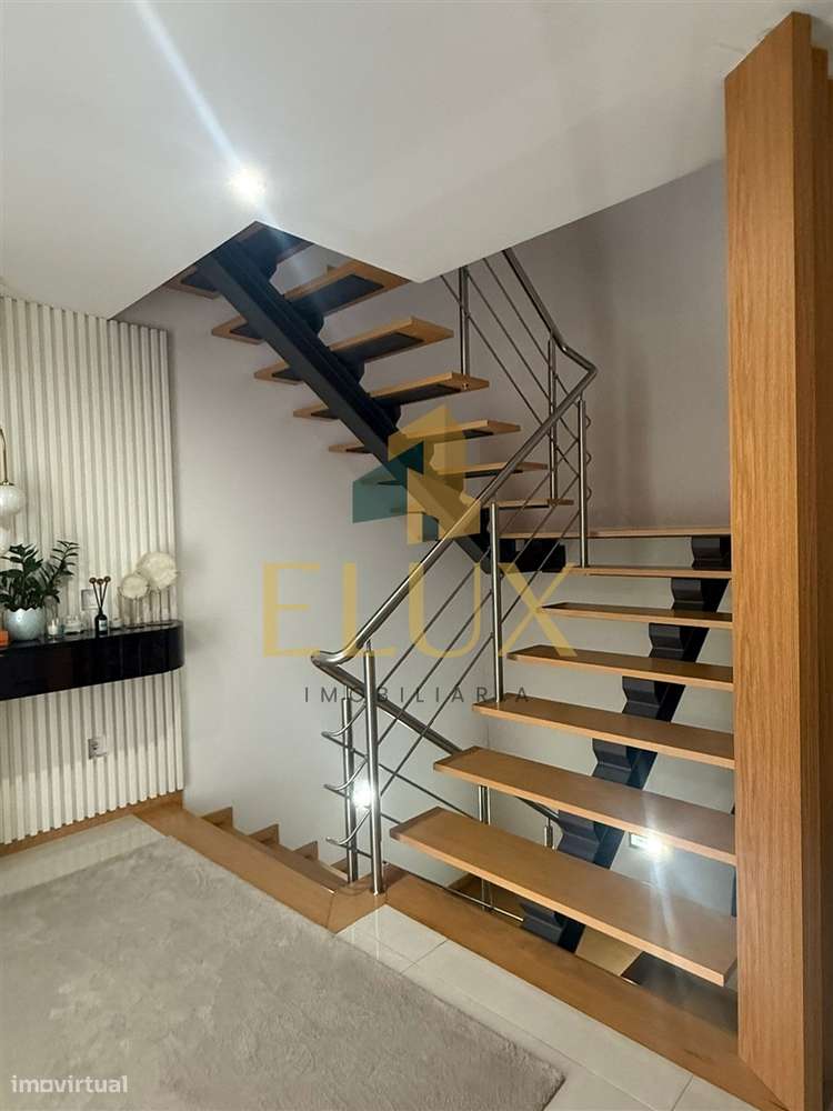 Moradia Geminada T3 Venda em Lustosa e Barrosas (Santo Estêvão),Lousad-6