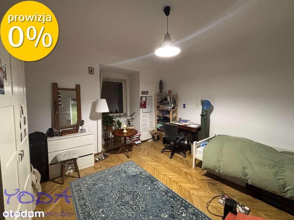 Przestronne mieszkanie w sercu miasta.-7