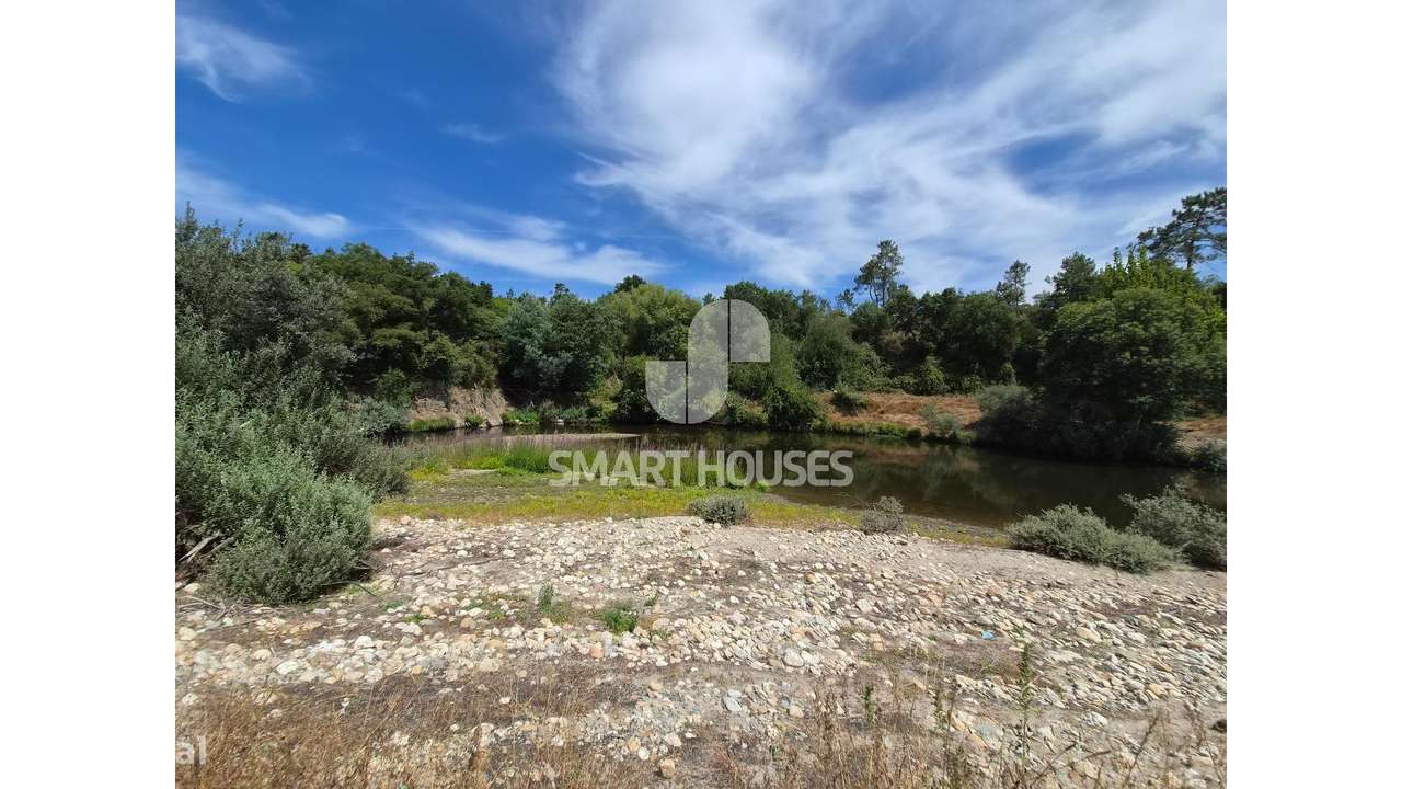 Quinta junto a Rio Alva c/ moradia T3-24
