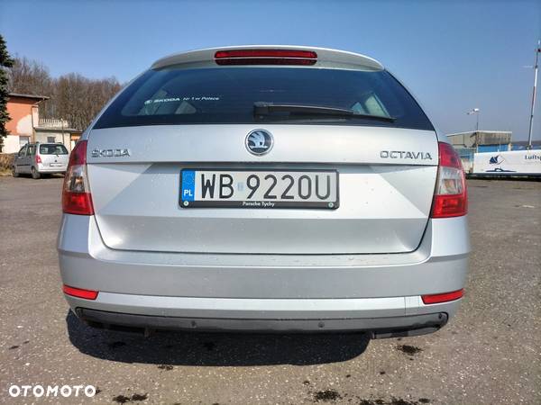 Skoda Octavia 1.6 TDI Ambition - 8