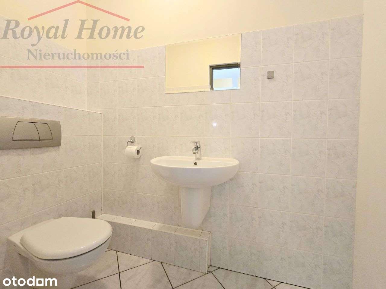 Przestronny, zadbany dom w zabudowie szeregowej.-14