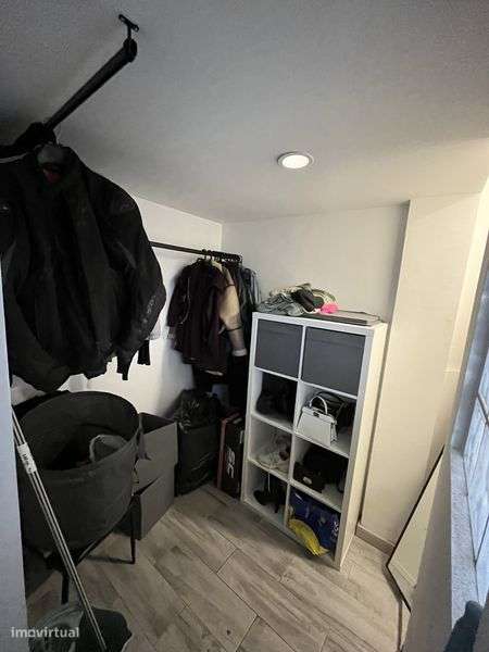 Arrenda se T1 renovado - Grande imagem: 4/8