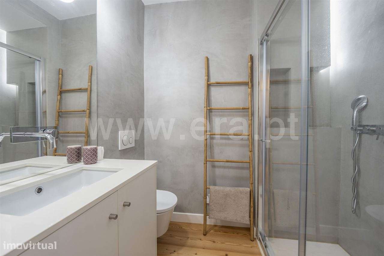 Apartamento T1/T2; Algés-13