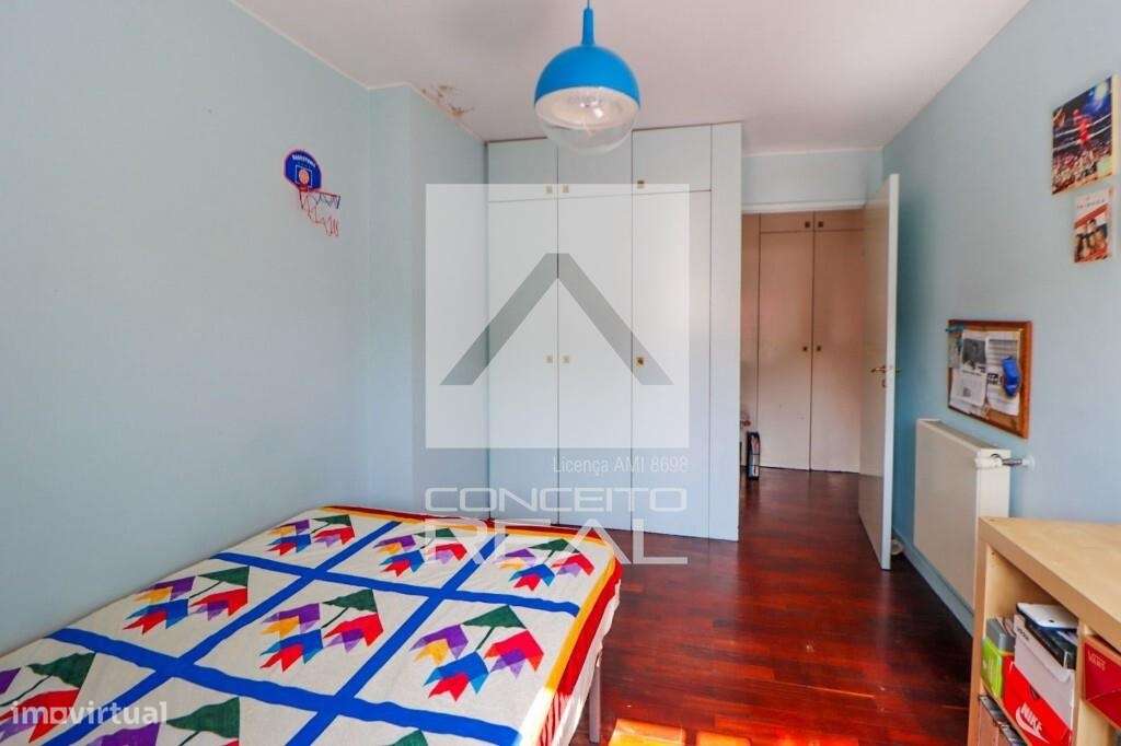 Apartamento T4 Duplex - Cooperativa dos Arquitectos-33