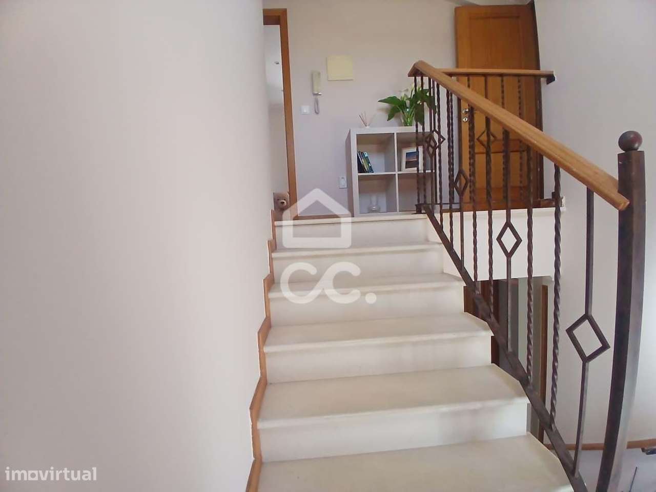 Moradia T3 com Piscina e Garagem em Azeitão-13