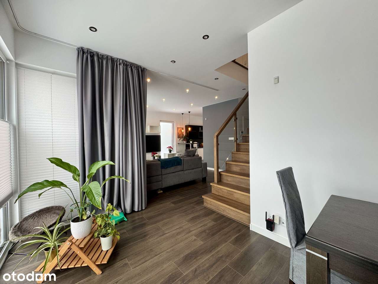 Dom pasywny z 4 miejscami parkingowymi | Duży ogród z tarasem | Jasny-10