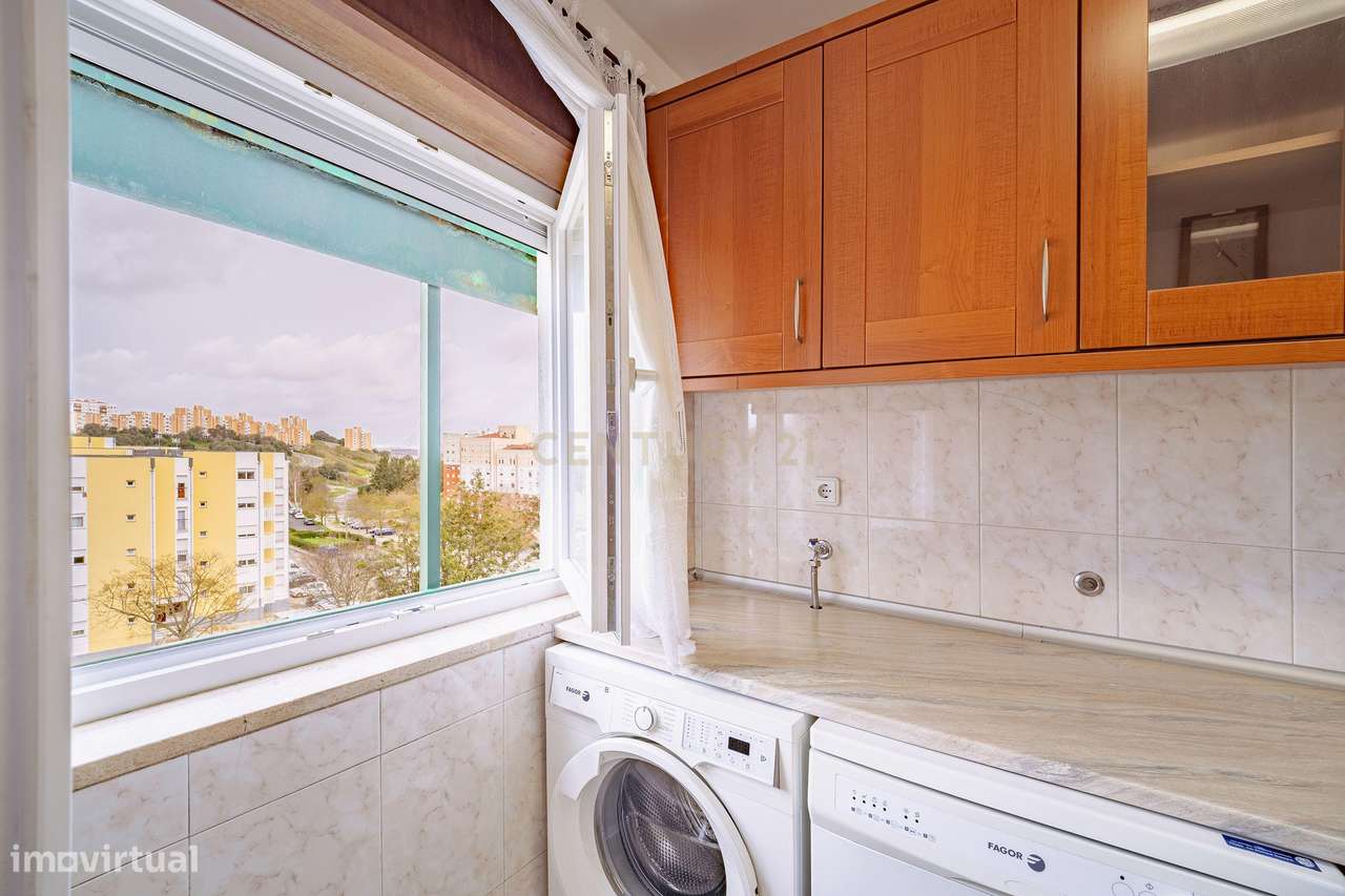 Apartamento Renovado na Caparica, Almada - 2 Quartos - Grande imagem: 3/34
