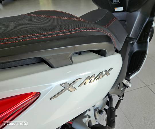 Yamaha X-Max - 16