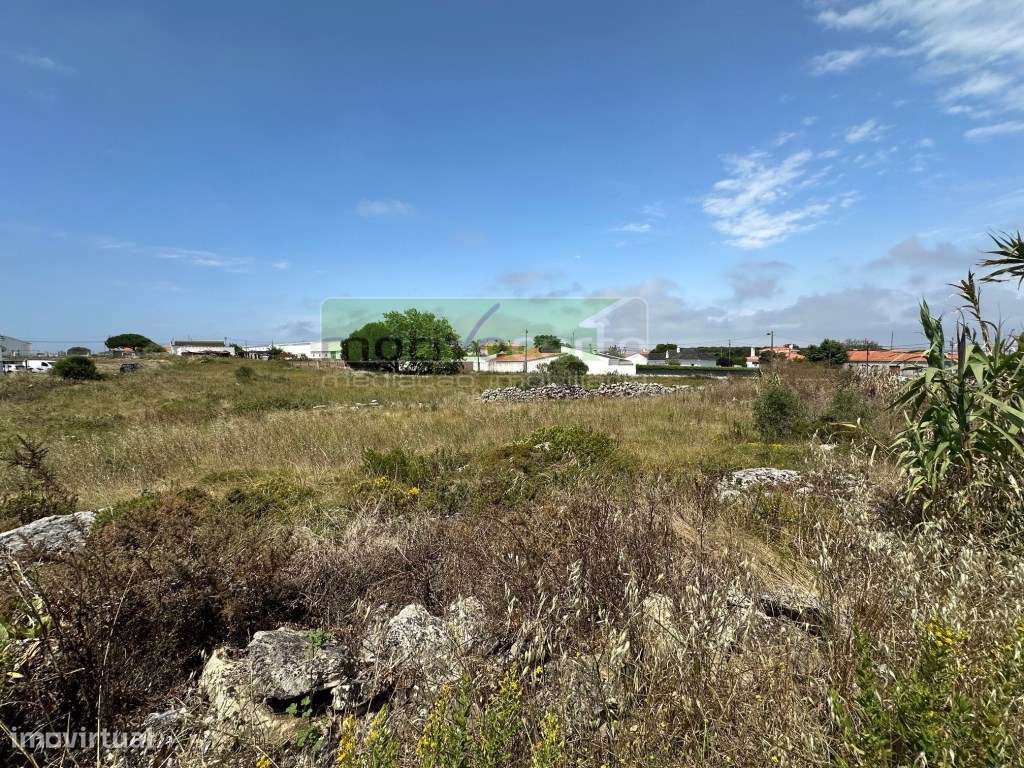 Terreno de 4.500 m² com viabilidade de construção de 6 Moradias Iso... - Grande imagem: 4/4