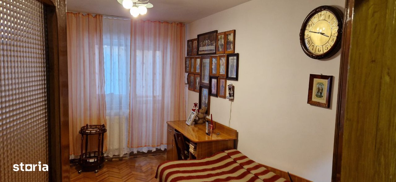 Apartament 2 camere, decomandat