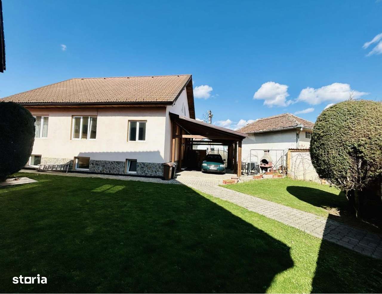 Casa individuala in Lazaret, la cheie,  pivnita, 3 intrari, garaj - Imagine principală: 2/16