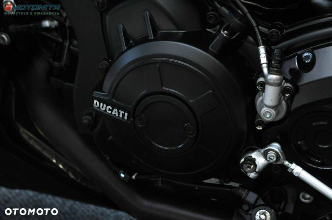 Ducati Diavel - 12