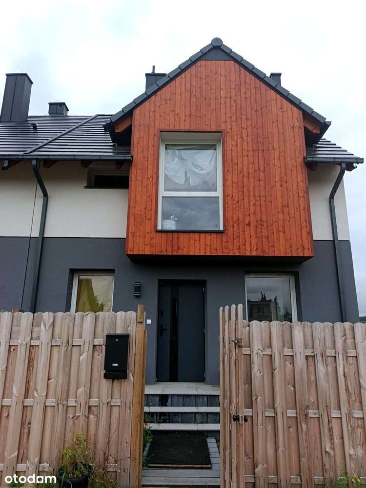 Dom (bliżniak) w świetnej lokalizacji