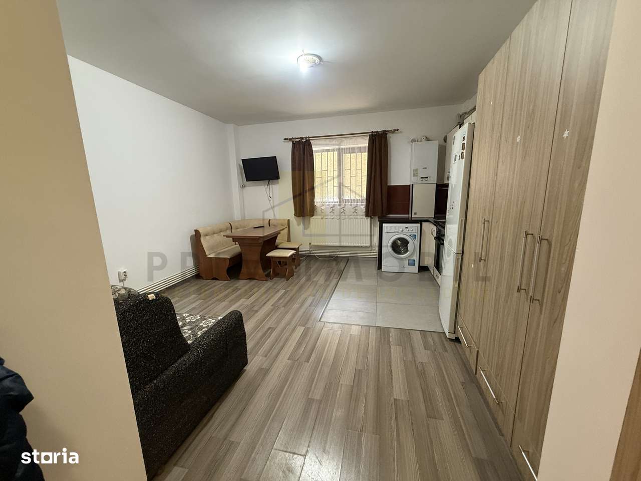 Studio, bloc nou, intabulat, Tatarasi - 2 baieti-1