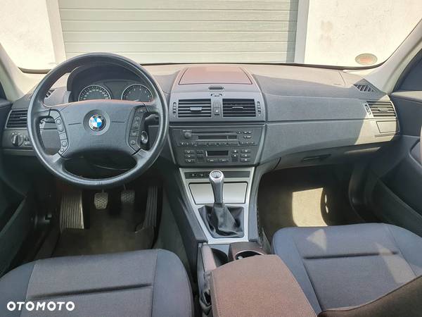 BMW X3 2.0i - 34