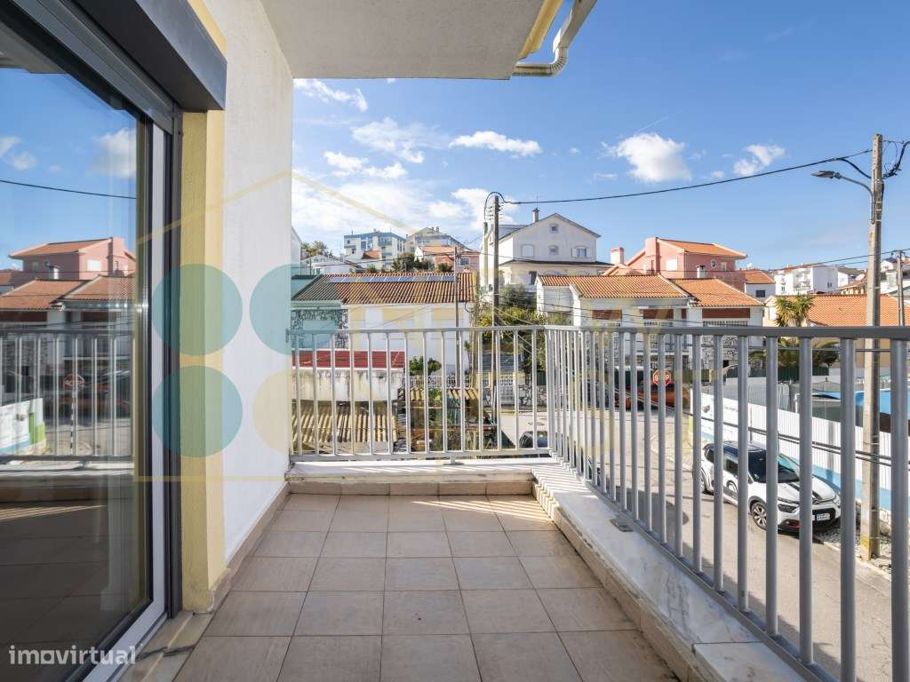 Moradia T2+2 com garagem e jardim, a dois passos do Parque do Serra...-26