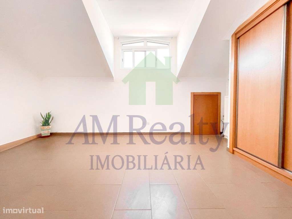 APARTAMENTO T2+1 | FERREL | PENICHE-10