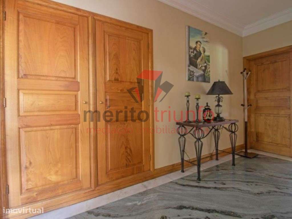 Casa de Luxo com Tipologia T5 a 20 min do Porto-14