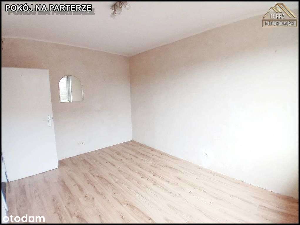 Funkcjonalny dom w dobrej lokalizacji - Pełny obrazek: 4/20