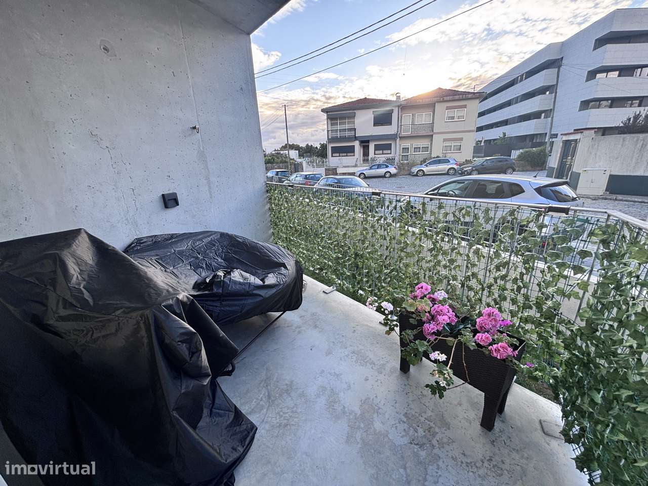 T1+1 com Suíte, 2 Varandas e Garagem — 337.000 €-8