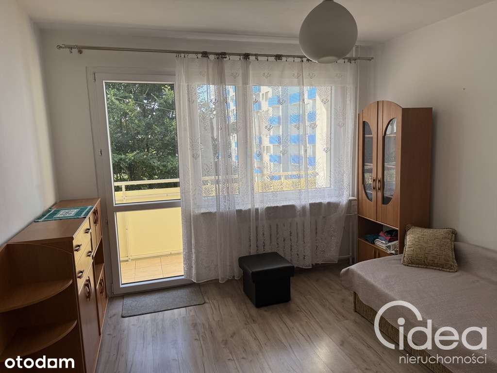 Kawalerka z balkonem w bloku z windą - Pełny obrazek: 1/6