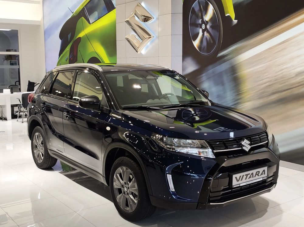 129KM Premium Plus Alu/Led/Climatronic/Navi/KeyLess