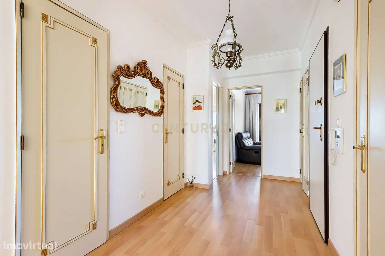 T2 Espaçoso com Varandas e Vista Mar – Quinta das Palmeiras, Oeiras - Grande imagem: 4/14