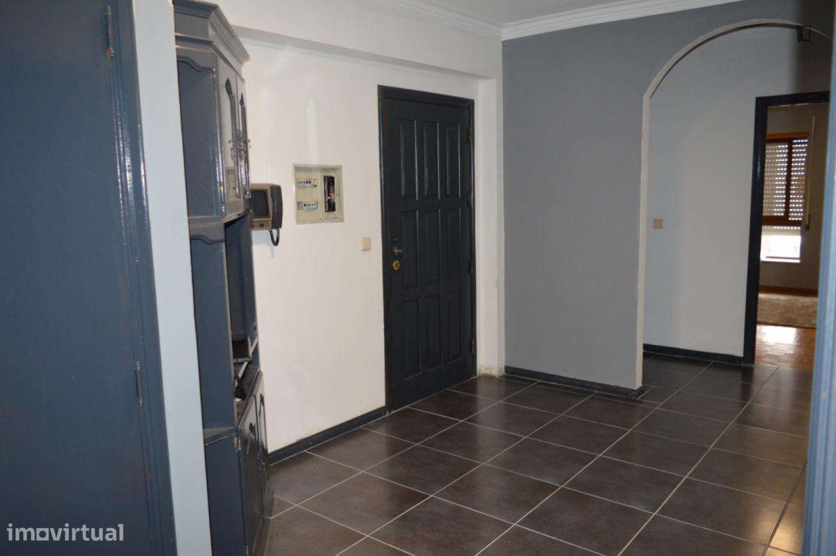 Quarto - localizado em Sé de Braga e São Lázaro Braga - Grande imagem: 3/20