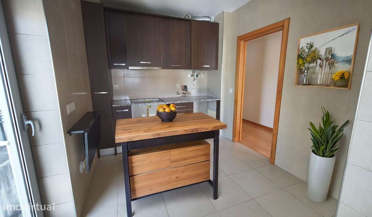 T1 com Parqueamento a 300 m da Praia de Buarcos - Grande imagem: 4/24