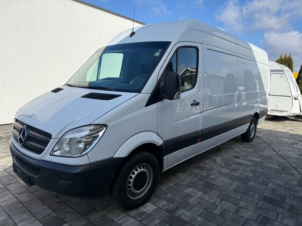 Mercedes-Benz Sprinter 2013