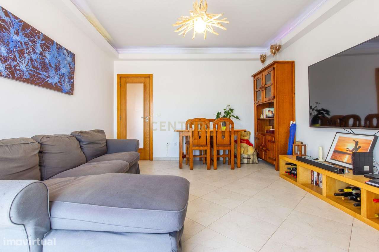 Quinta do Conde - Apartamento de 3 assoalhadas com varanda, lavandaria-6
