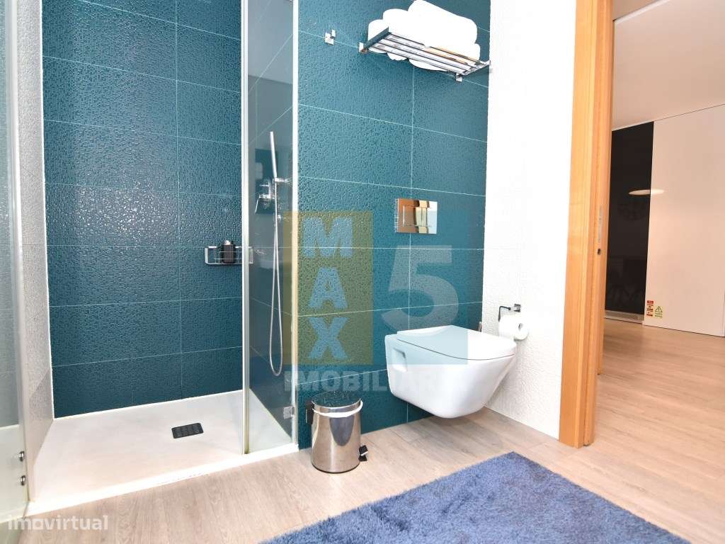 Villa com 4 moradias junto Praia Fluvial de Poço Corga - Castanheir...-43