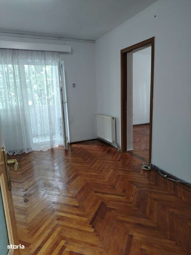 cv 76 G.Cosbuc, apartament 2 camere , etaj II - Imagine principală: 4/12