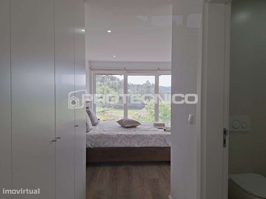 Moradia T4 em Campia-30