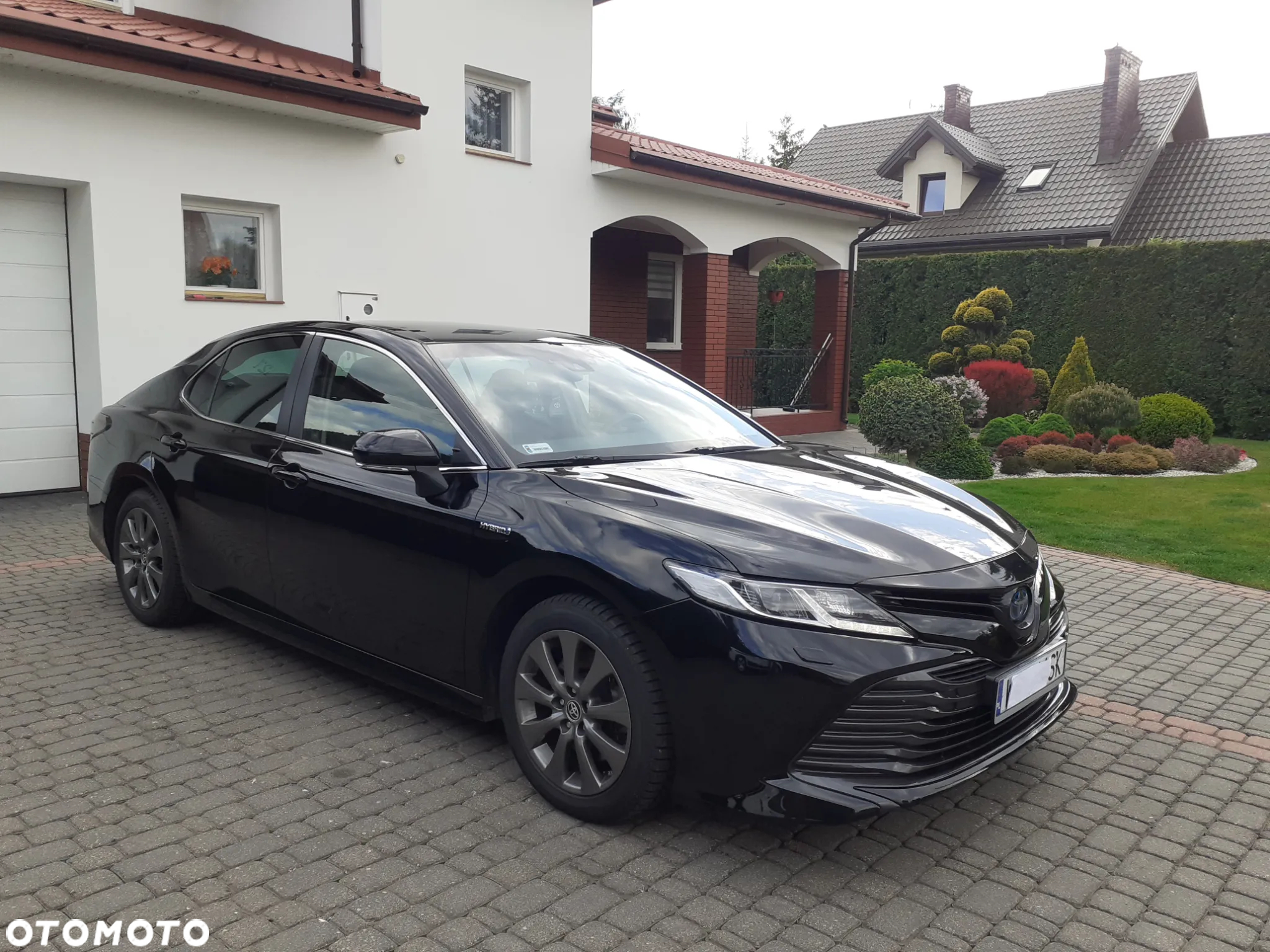 Toyota Camry 2.5 Hybrid Comfort CVT - 3