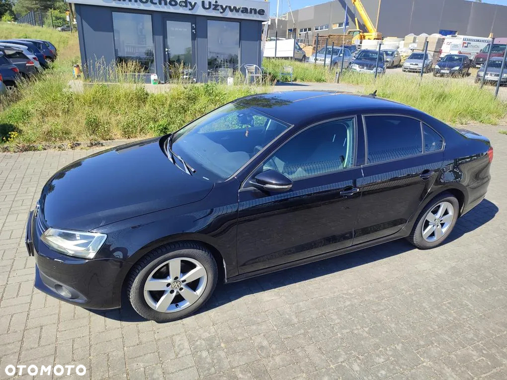 Volkswagen Jetta 1.2 TSI Comfortline - 5