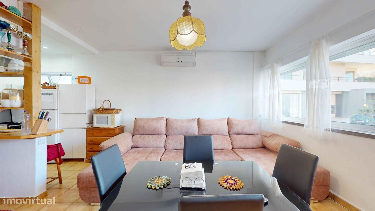Apartamento T0+1, a 200 metros do areal da  Praia da Rocha! - Grande imagem: 1/22