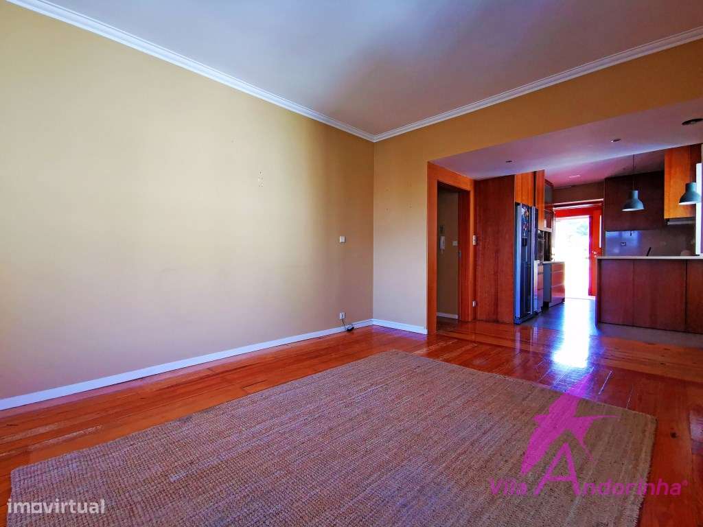 Andar Moradia T3 no centro da cidade com jardim, terraço e garagem ... - Grande imagem: 4/40