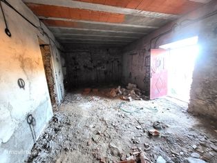 Moradia T2, em fase de acabamento, a 5 min a pé da praia fluvial - Grande imagem: 2/6