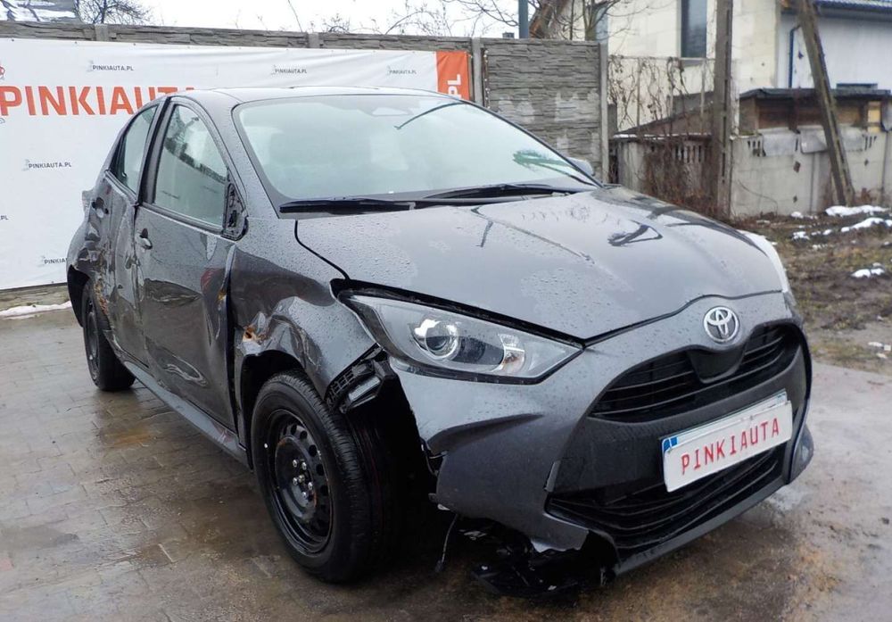 Toyota Yaris IV (2020-) 2025