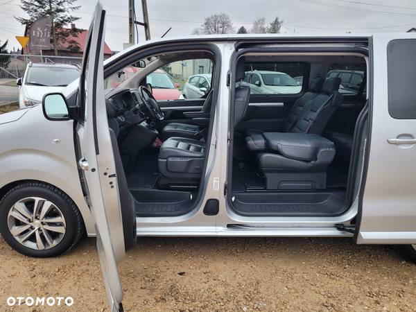 Peugeot Traveller 2.0 BlueHDi Standard Allure - 22