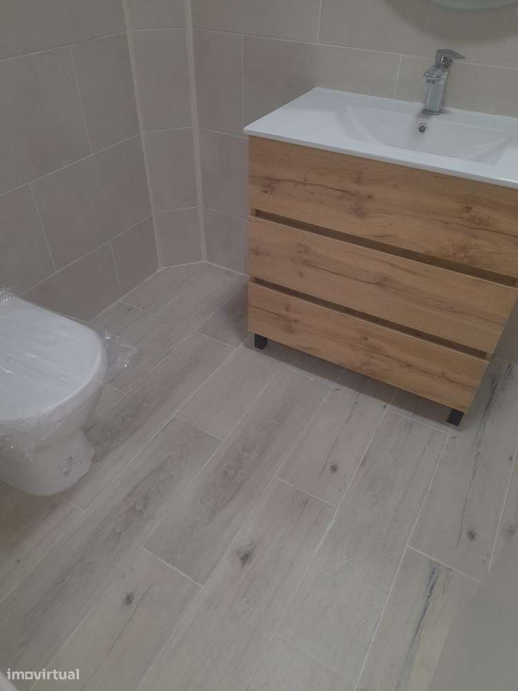 T2 remodelado Baixa da Banheira-4