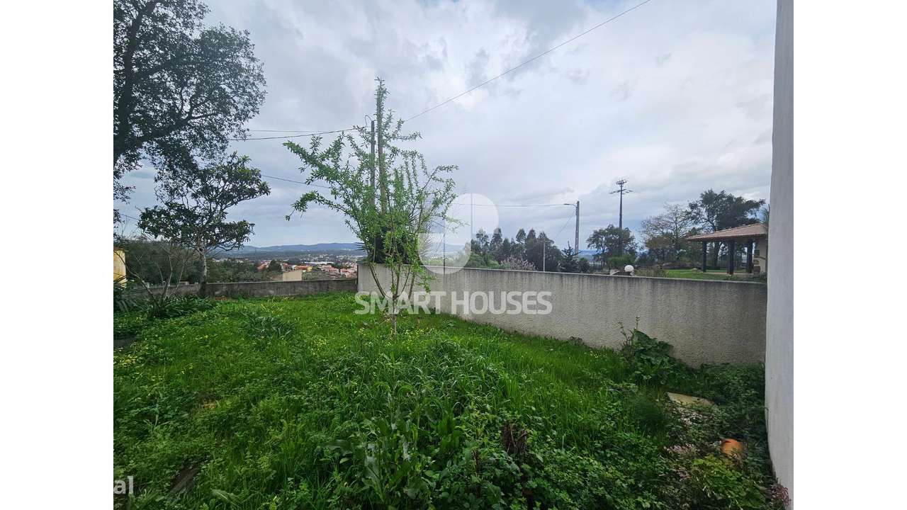 Moradia T3 Lombada (Poiares) c/ pátio-22